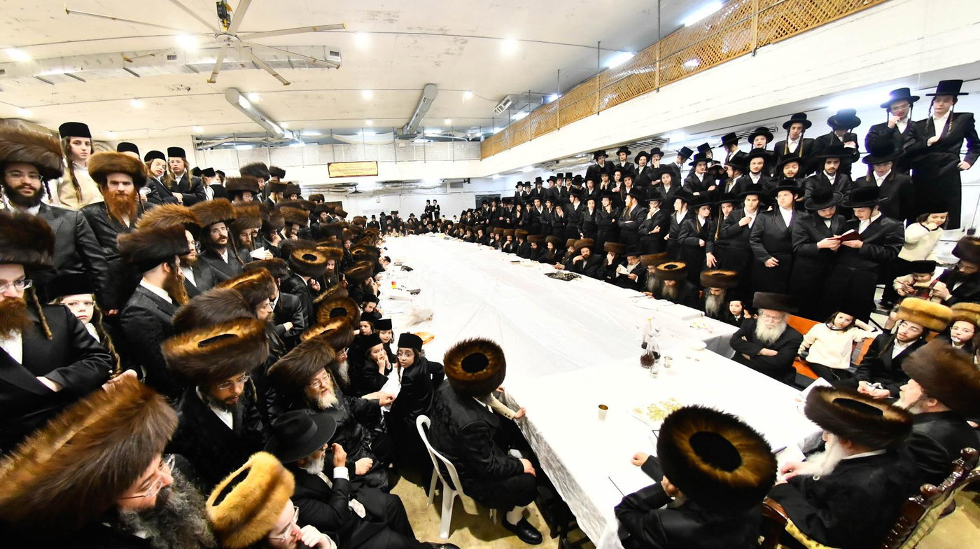 האדמו"ר ממכנובקא בעלזא בטיש נעילת החג