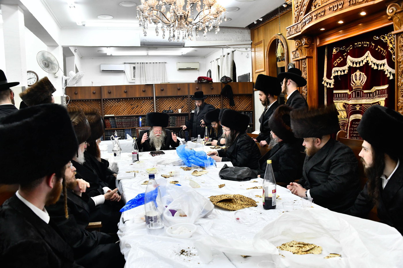 האדמו"ר מקוזמיר בנעילת החג