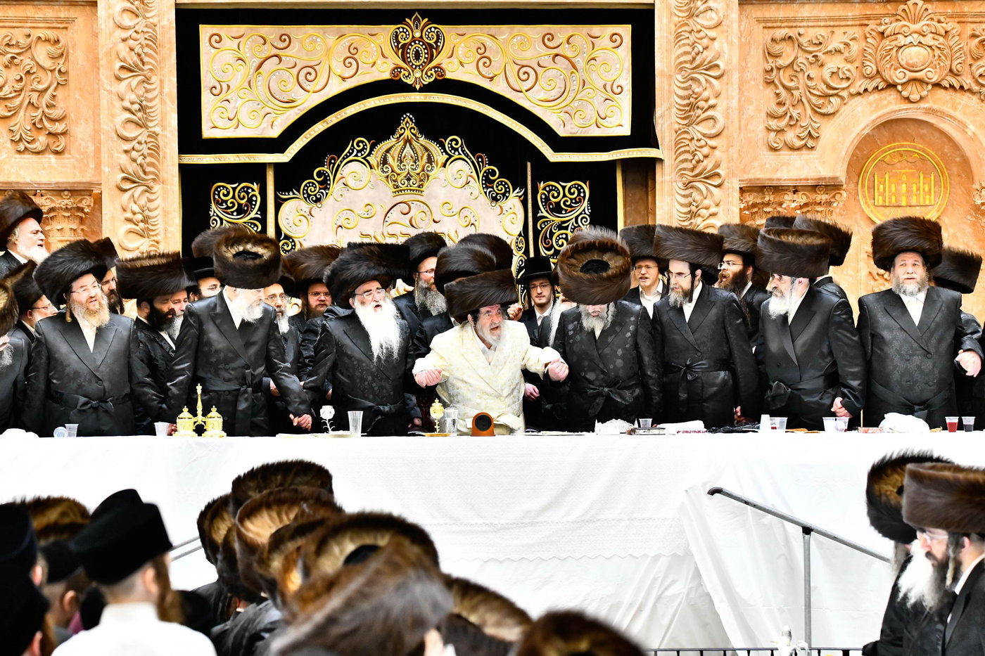 נעילת החג פסח בחצה"ק ויז'ניץ