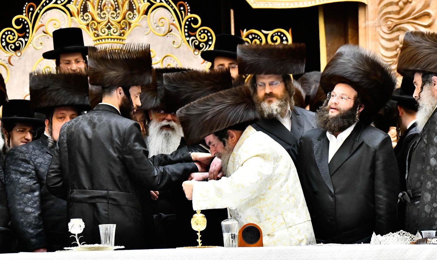 נעילת החג פסח בחצה"ק ויז'ניץ