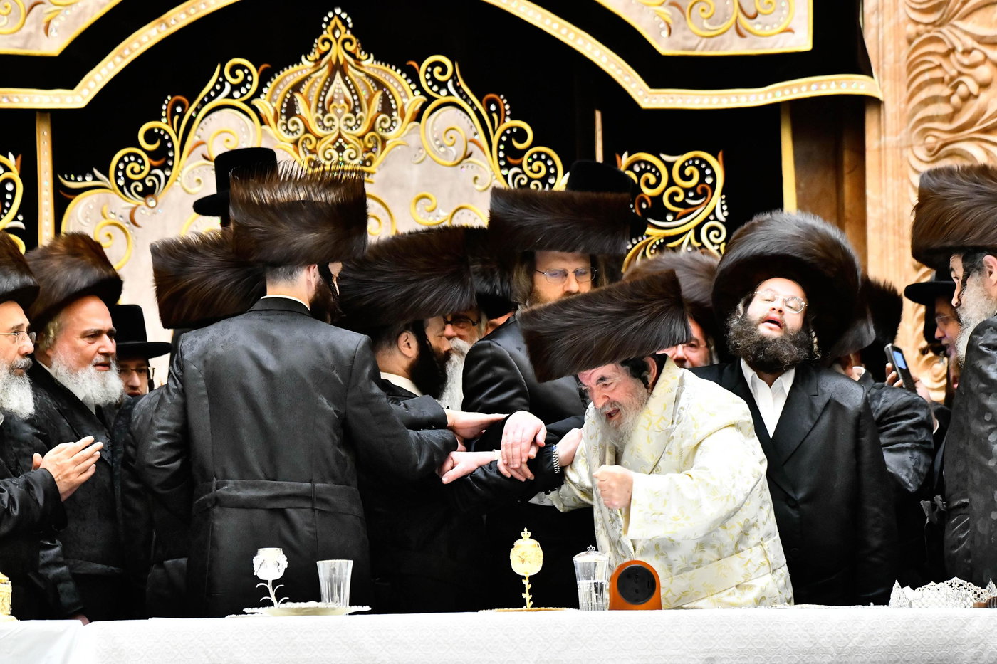 נעילת החג פסח בחצה"ק ויז'ניץ