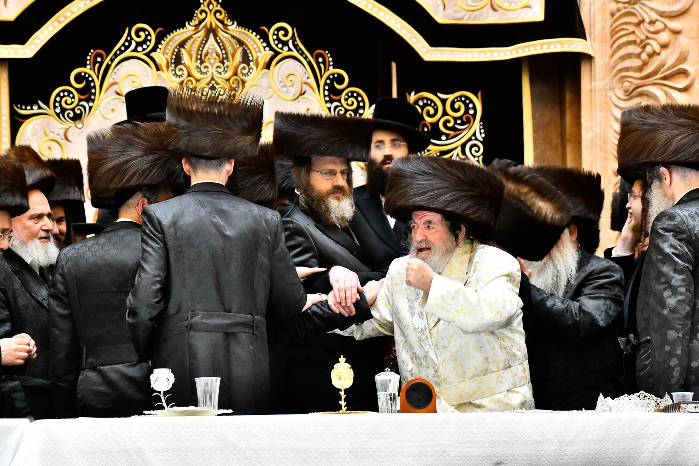 נעילת החג פסח בחצה"ק ויז'ניץ