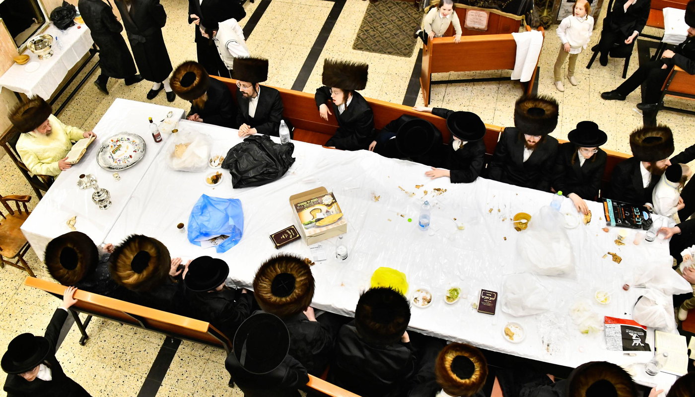 האדמו"ר מדעעש בטיש נעילת החג