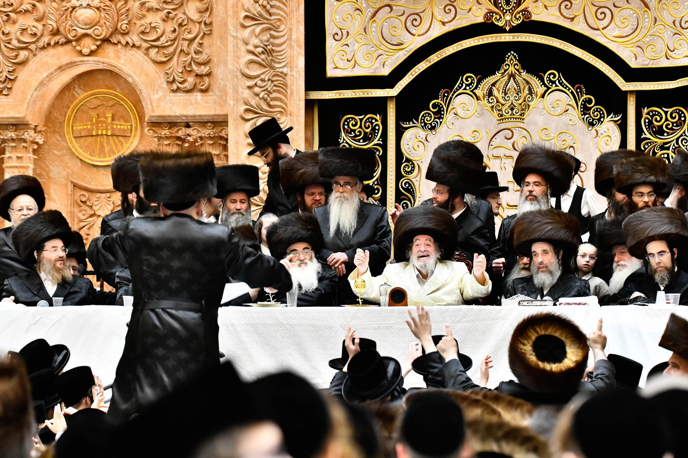 נעילת החג פסח בחצה"ק ויז'ניץ