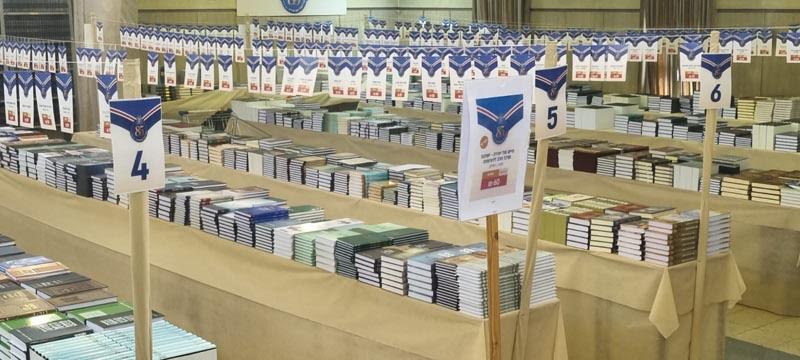 היריד של מוסד הרב קוק ידוע בכך שההנחות בו אמיתיות, ומגיעות עד 60% מהמחיר המלא