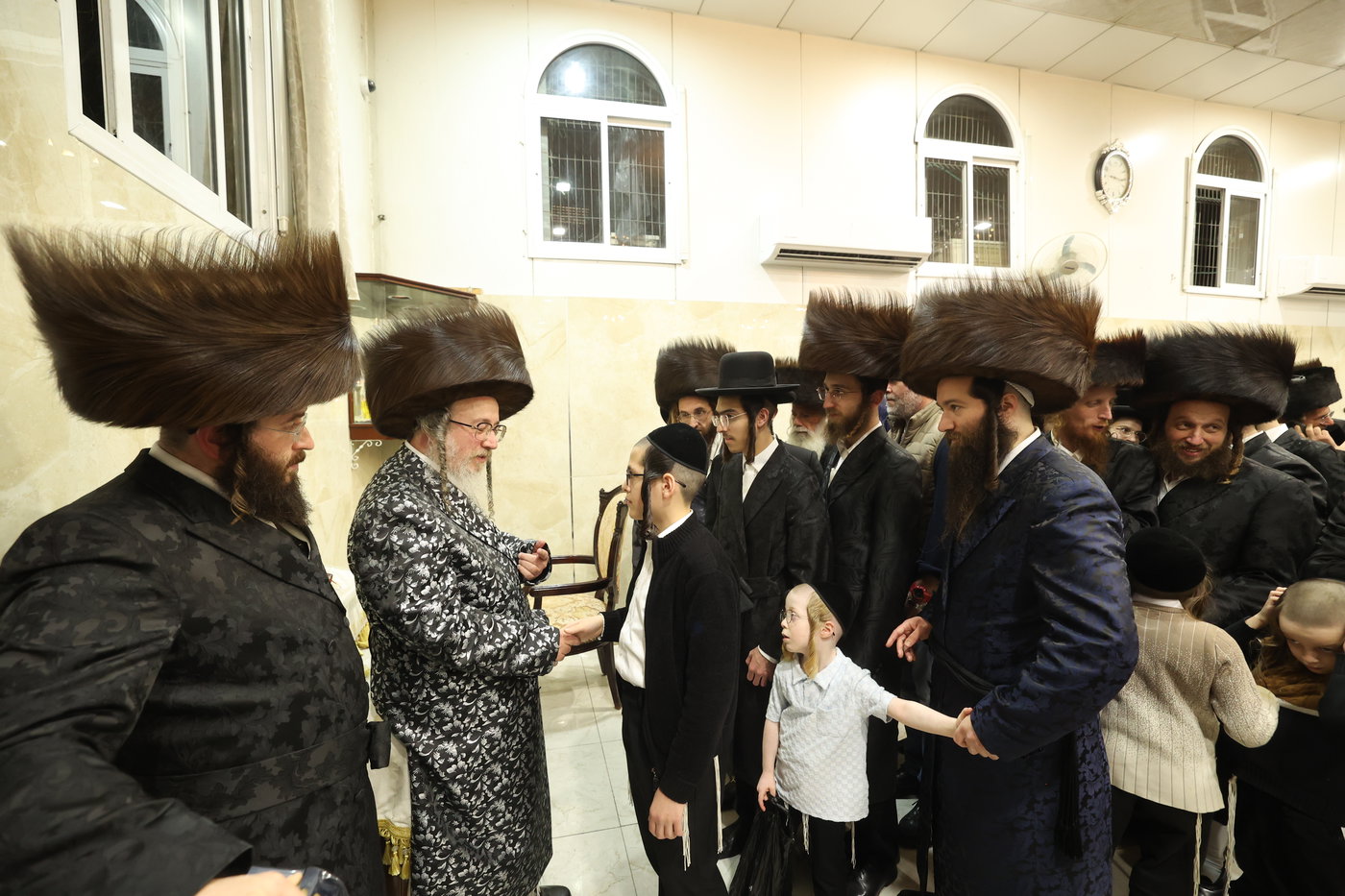 האדמו"ר מביאלה ב"ב בטיש חוה"מ פסח