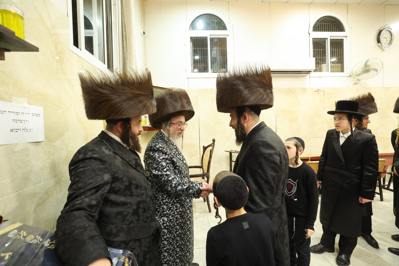 האדמו"ר מביאלה ב"ב בטיש חוה"מ פסח