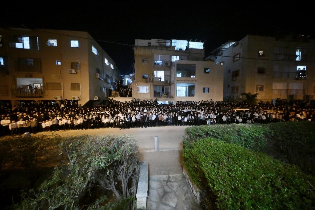 חג הפסח בחצה"ק ויזניץ