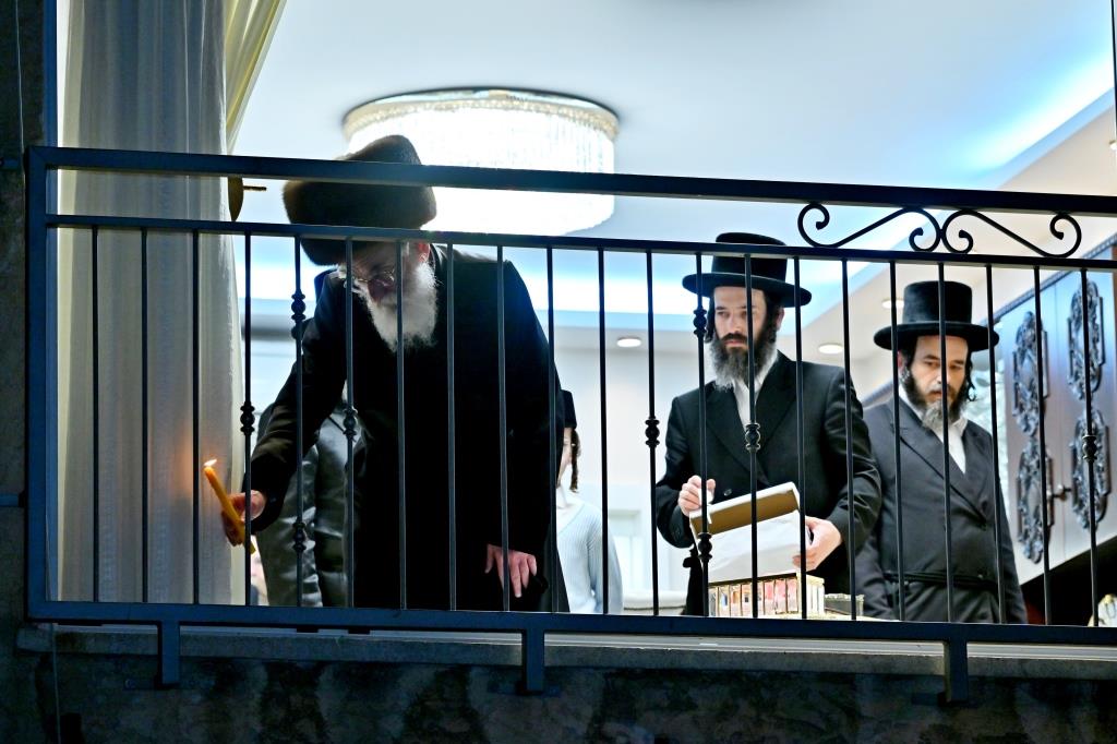 חג הפסח בחצה"ק ויזניץ