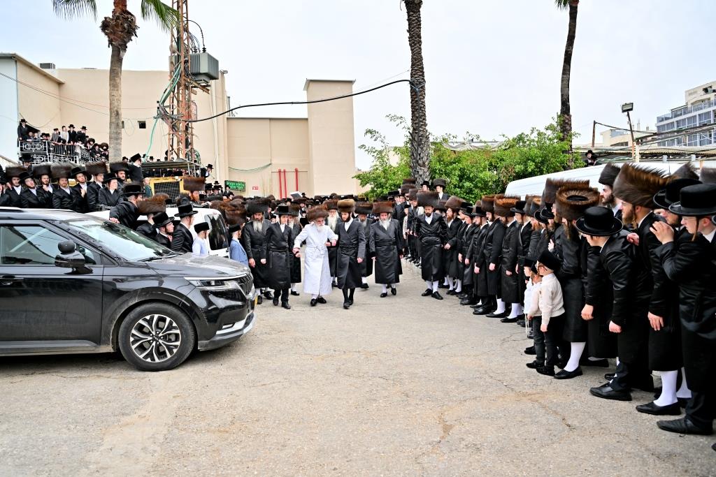 חג הפסח בחצה"ק ויזניץ