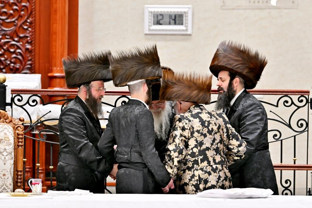 חג הפסח בחצה"ק ויזניץ