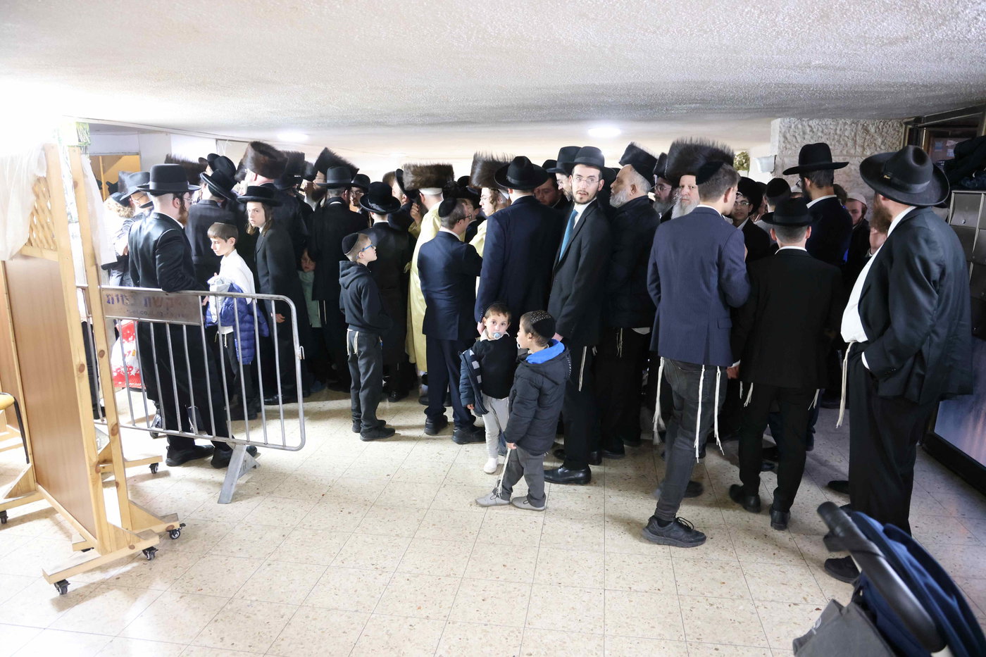 חג הפסח במעונו של הגר"מ שטרנבוך