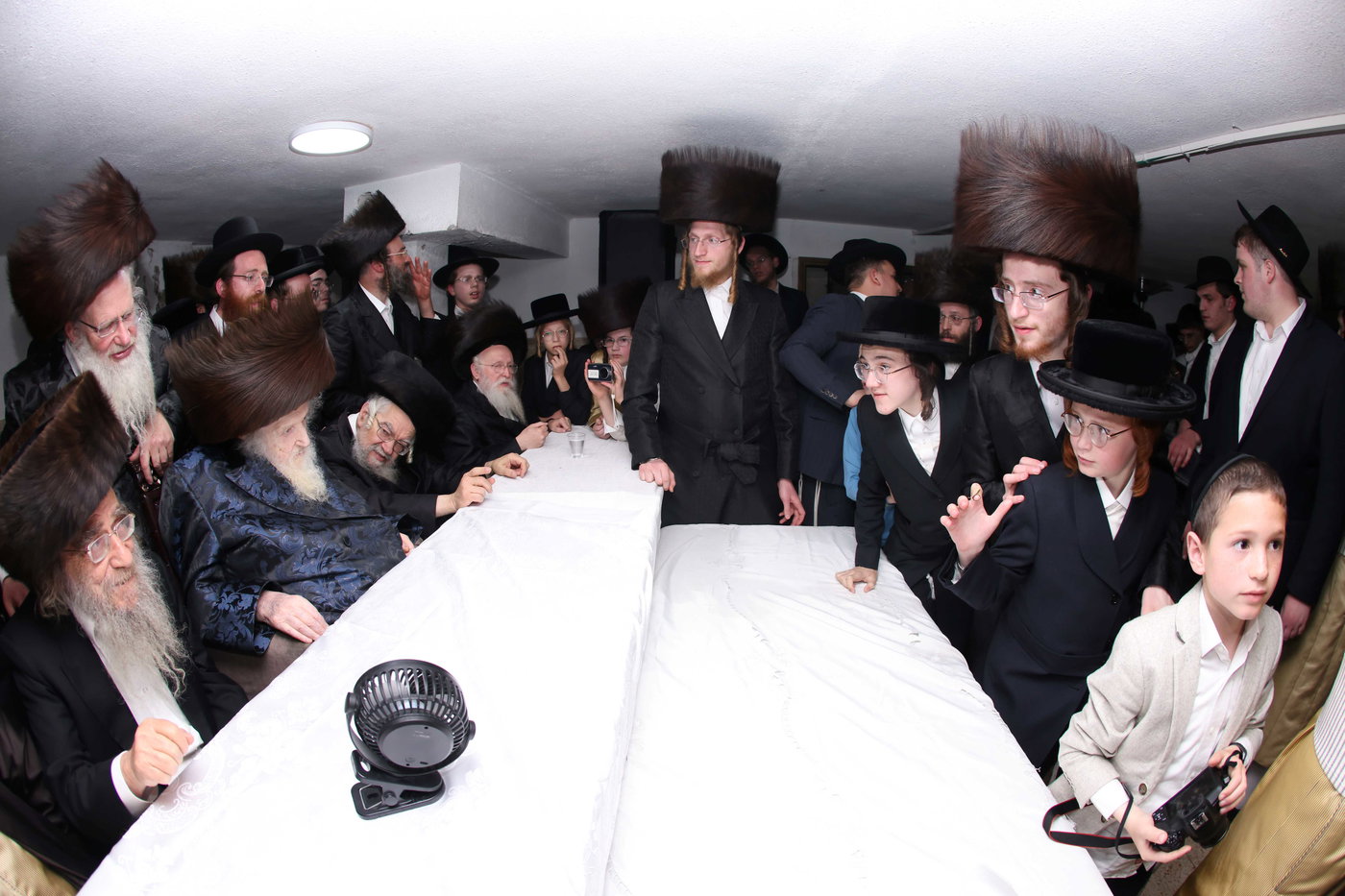 חג הפסח במעונו של הגר"מ שטרנבוך