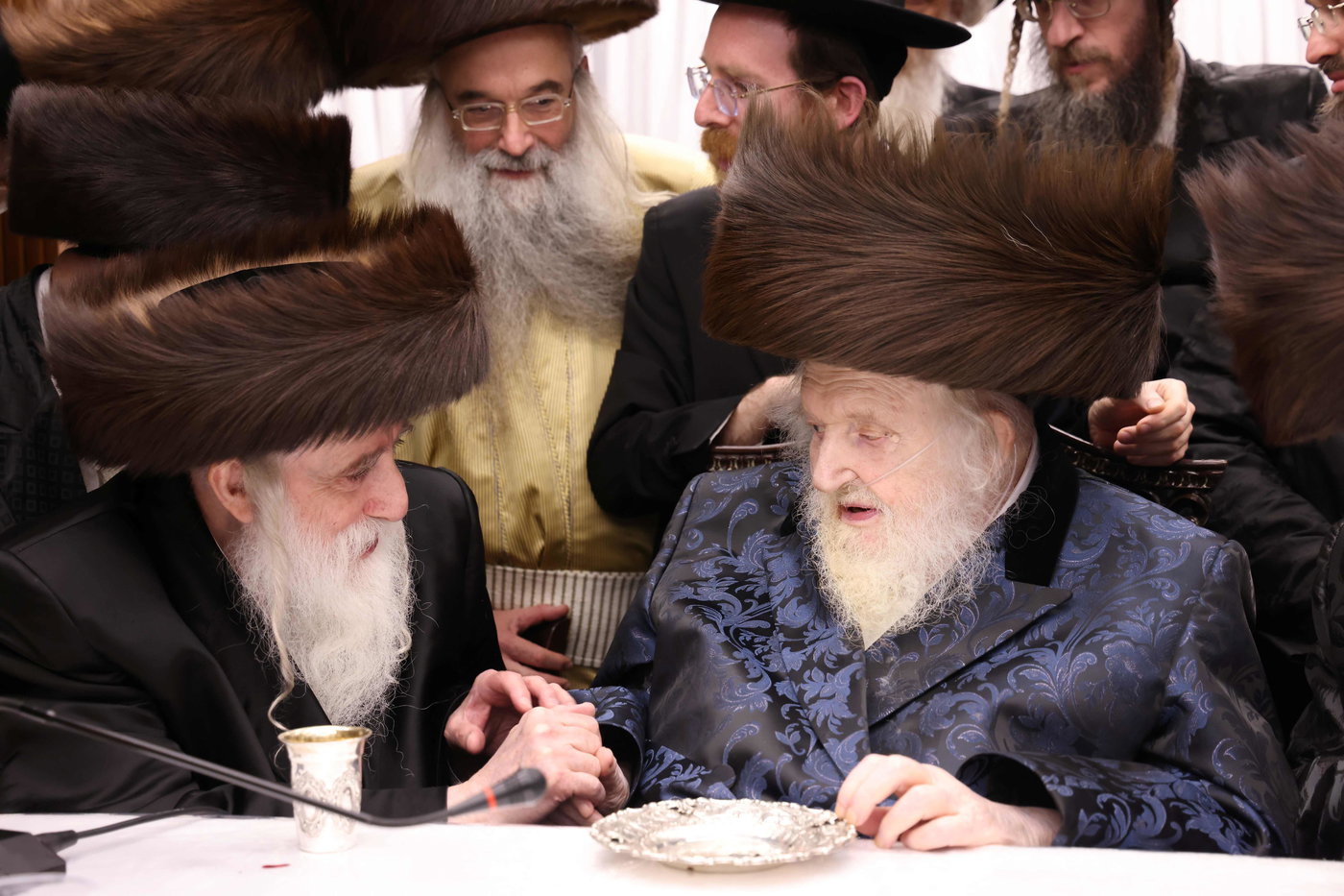 חג הפסח במעונו של הגר"מ שטרנבוך