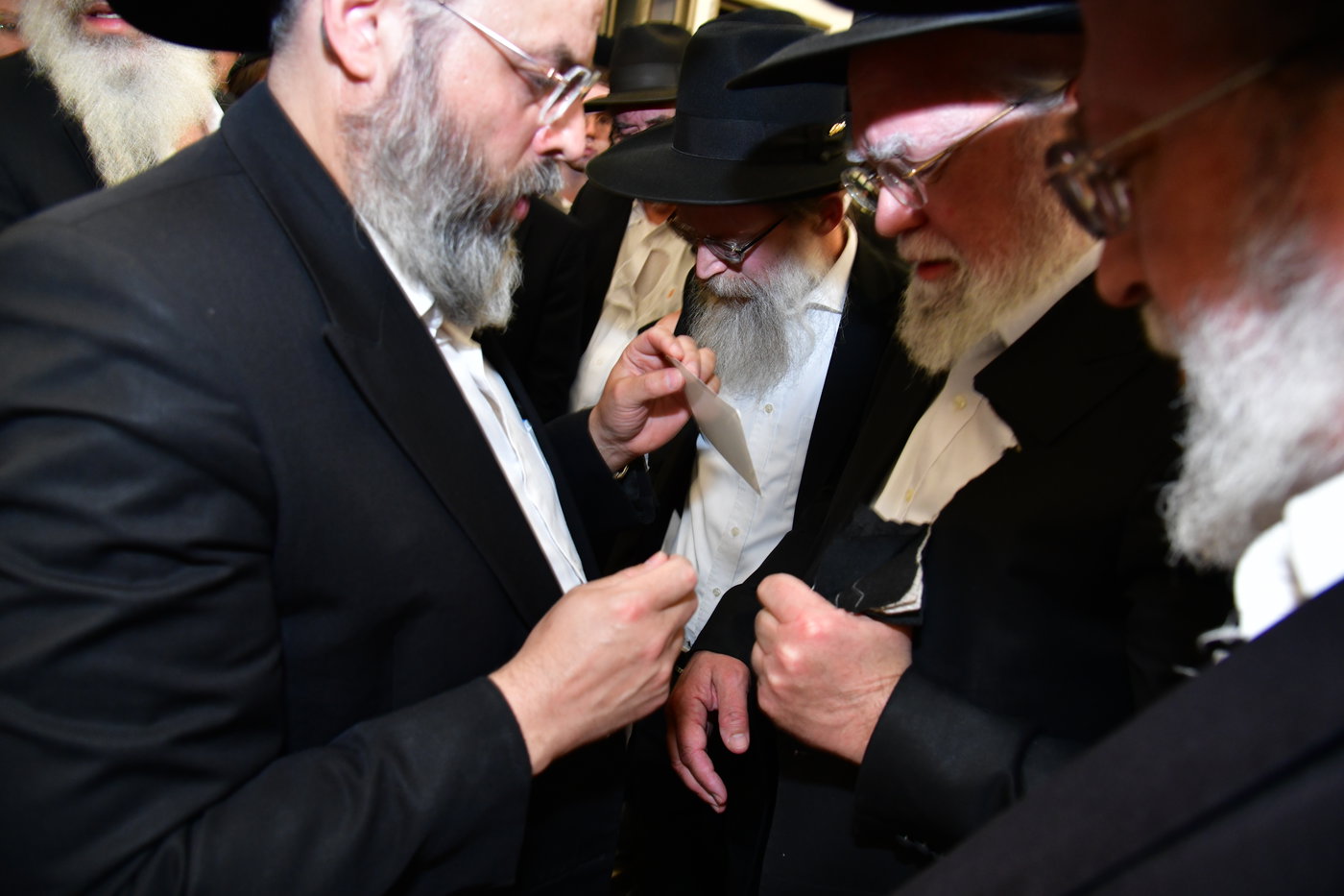 מסע הלויית הגר"א אלטמן זצ"ל