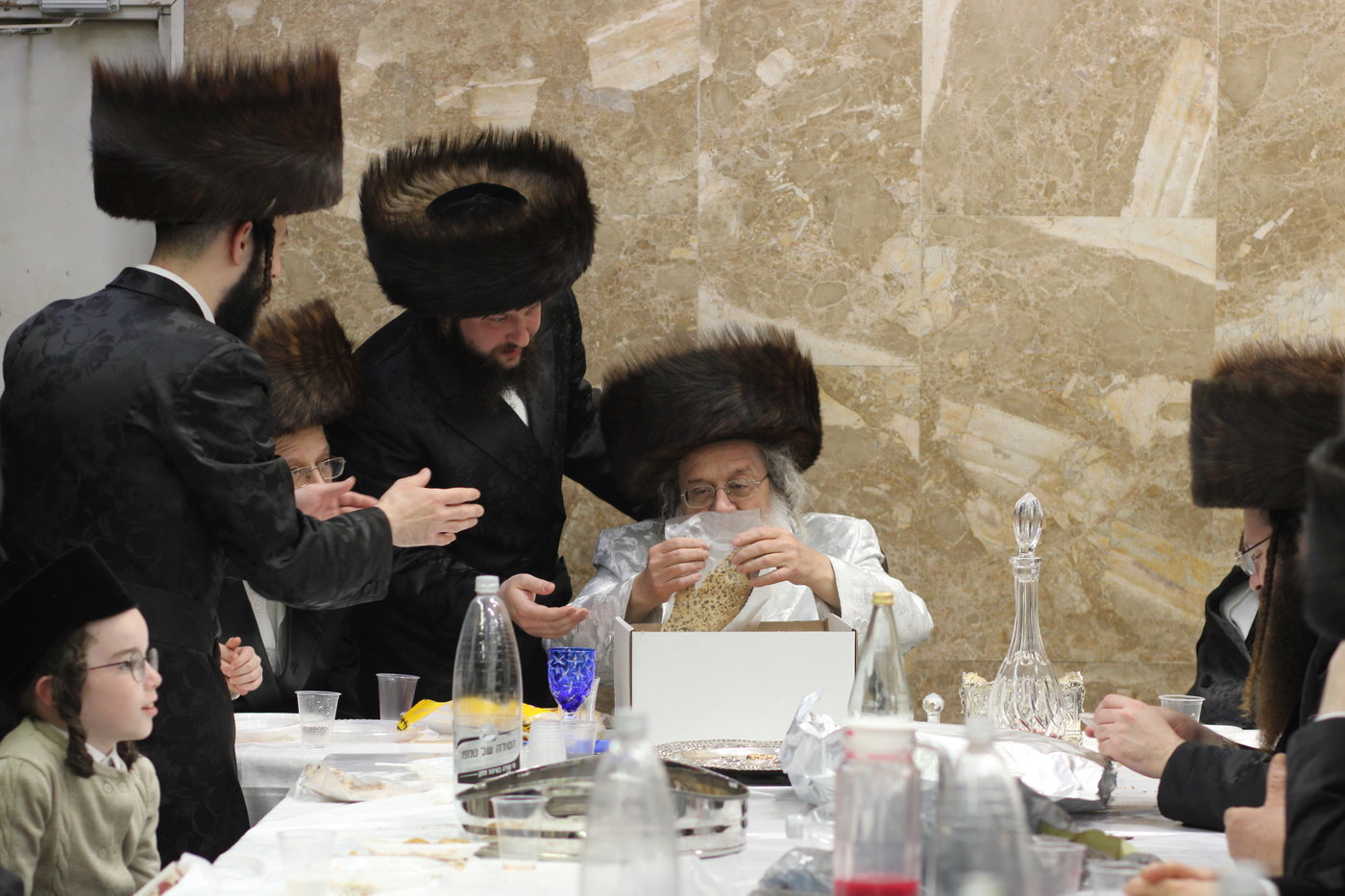 נעילת החג בחצה"ק קומרנא