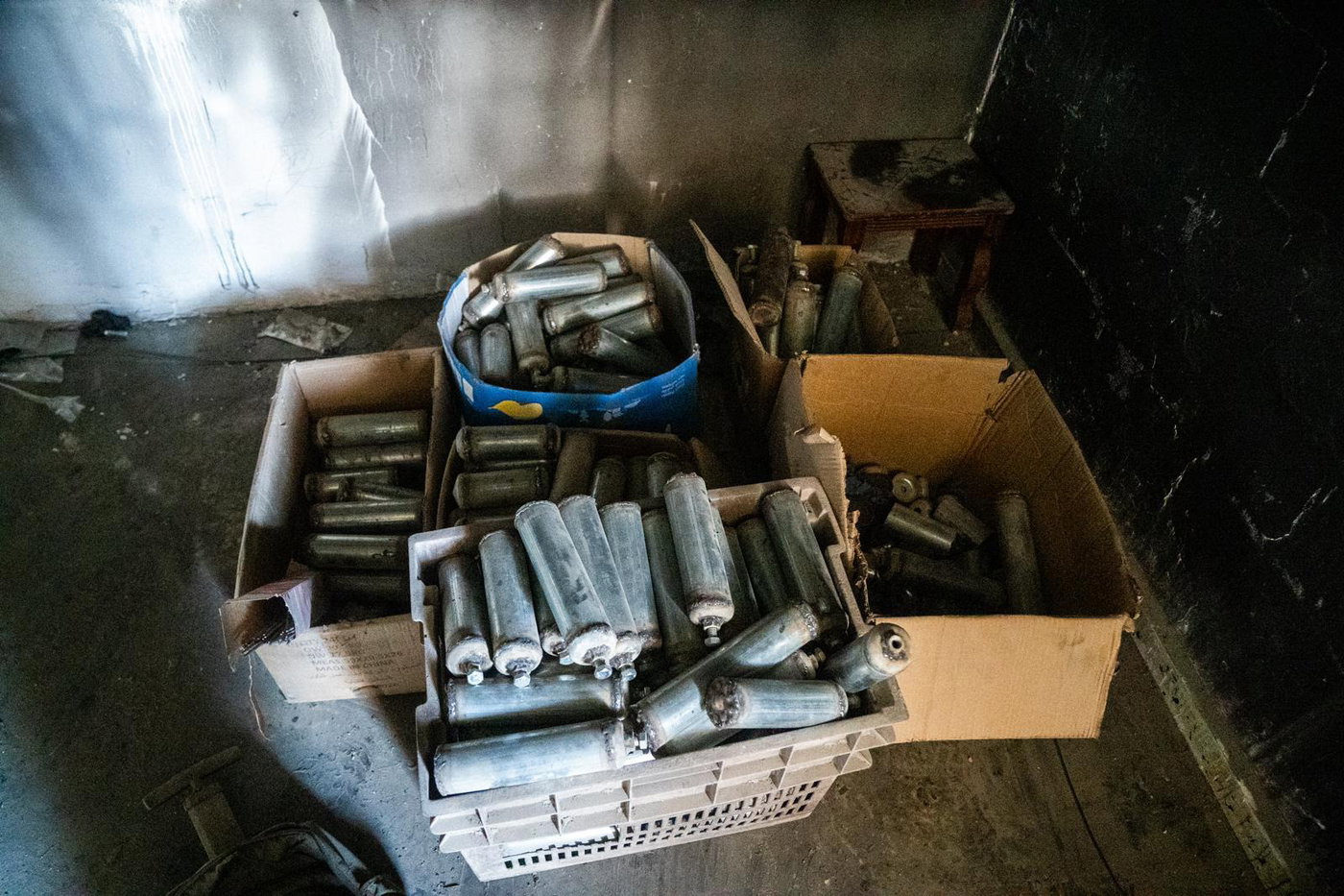 המטענים שאותרו במעבדה