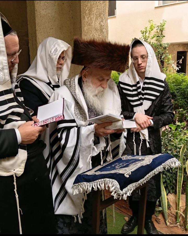 חג הפסח בחצה"ק בוטשאן