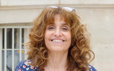 קרולין יאדן