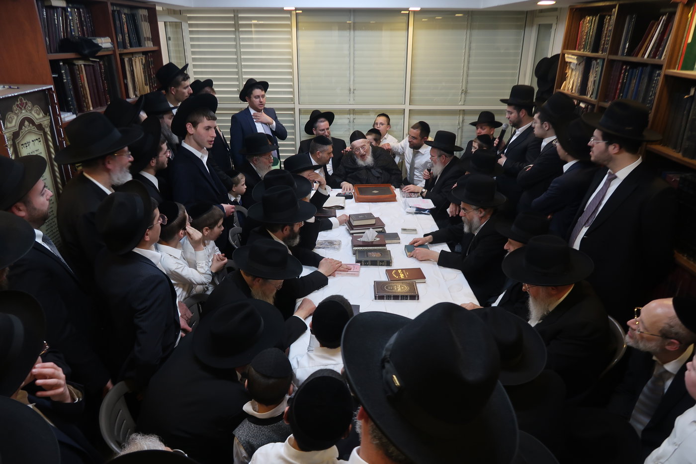 חג הפסח אצל הגרמ"צ ברגמן