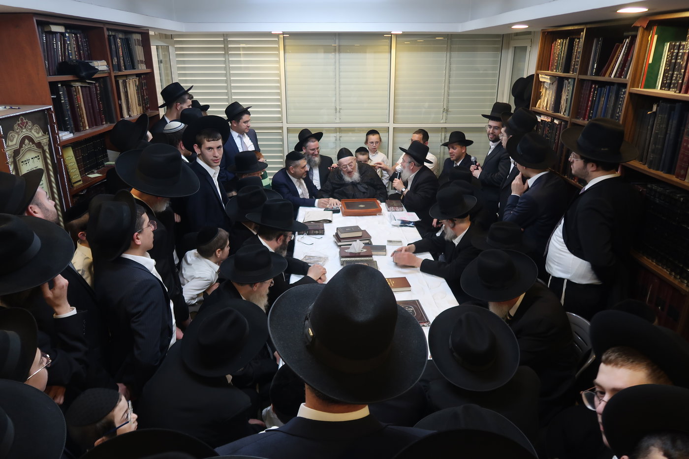 חג הפסח אצל הגרמ"צ ברגמן