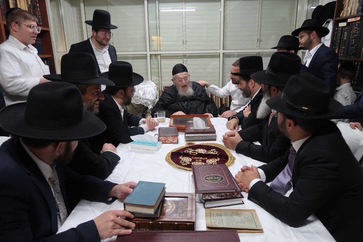 חג הפסח אצל הגרמ"צ ברגמן