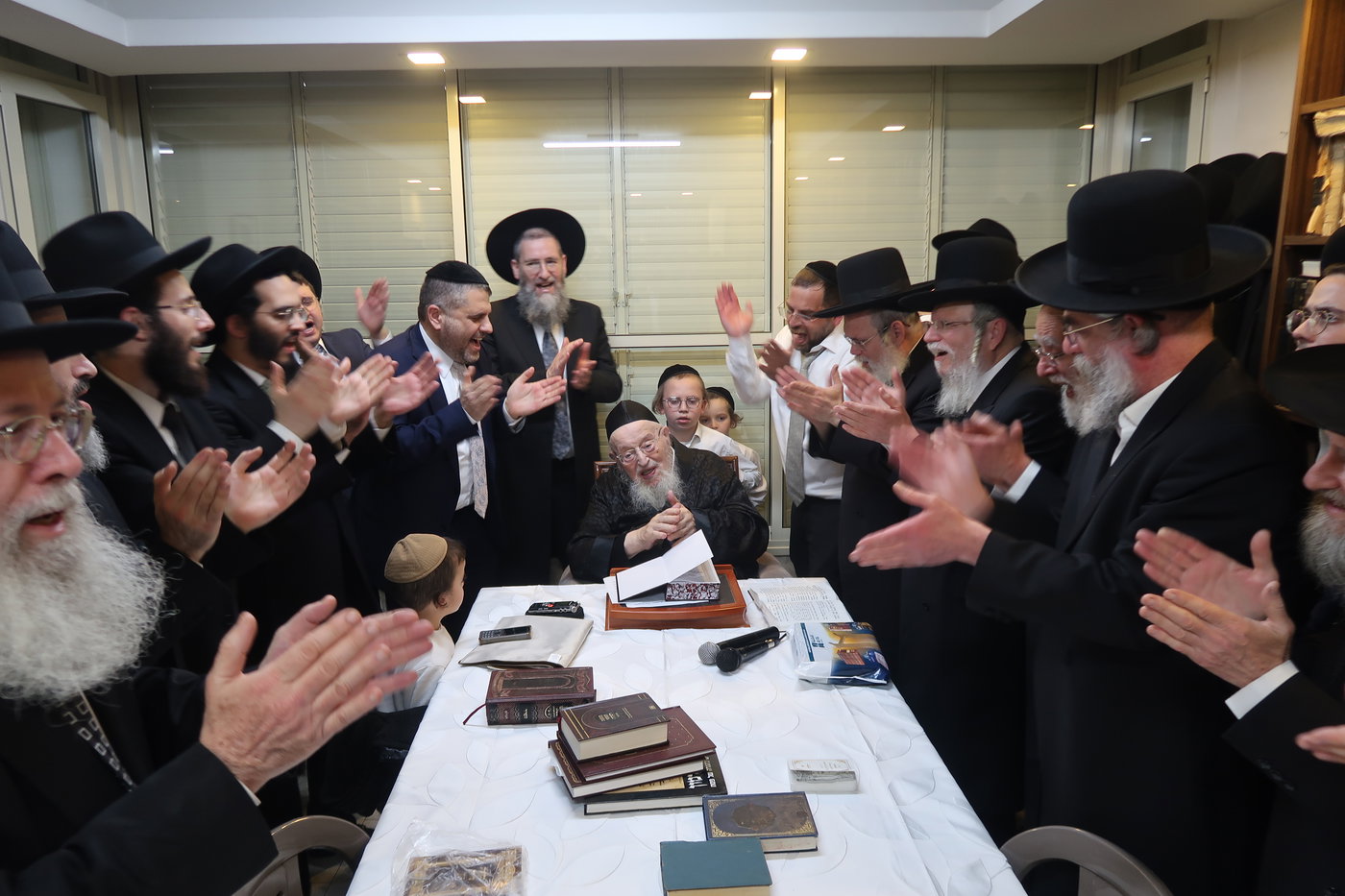 חג הפסח אצל הגרמ"צ ברגמן