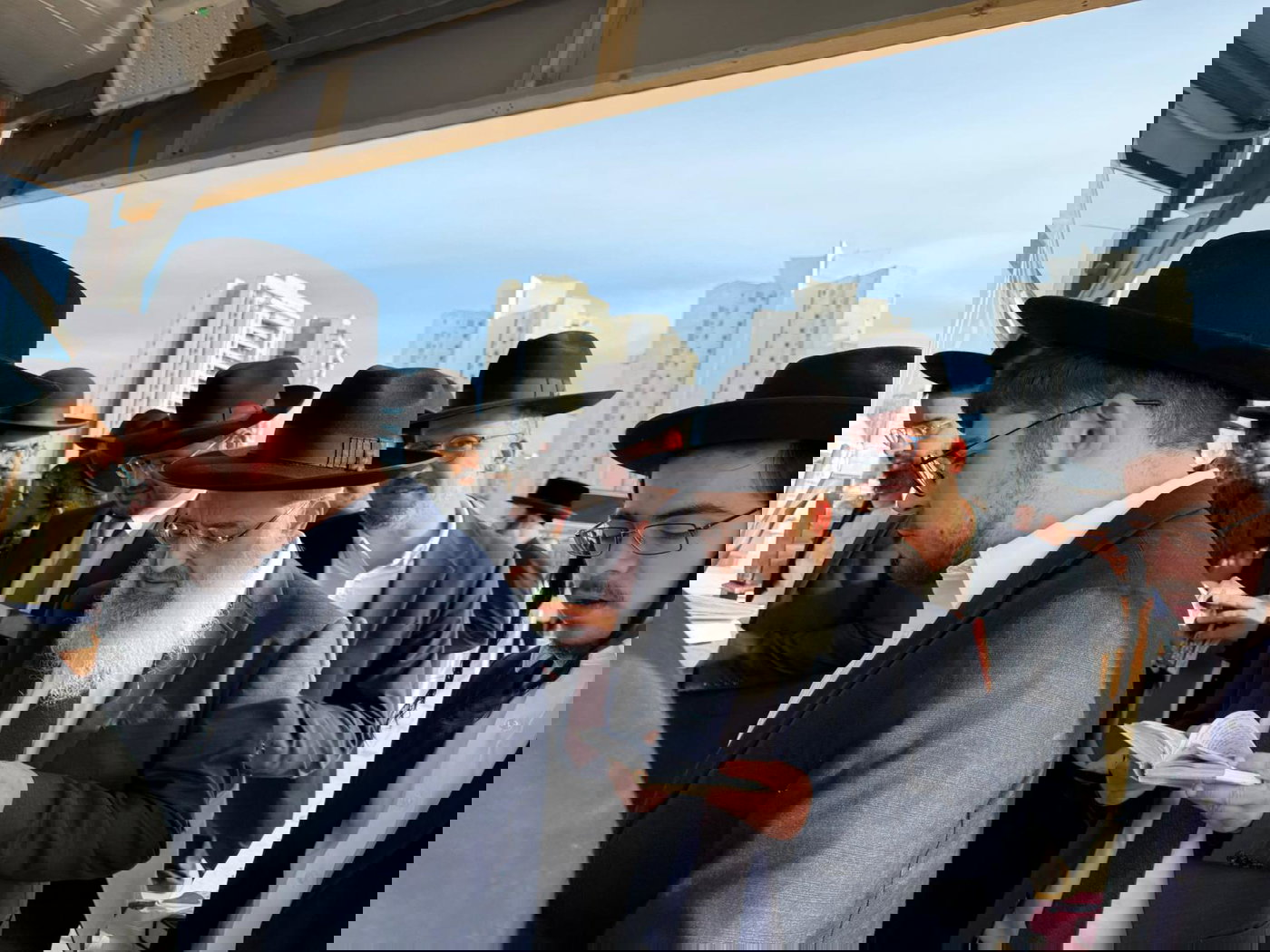 עליה לציון הגר"מ מאזוז זצ"ל