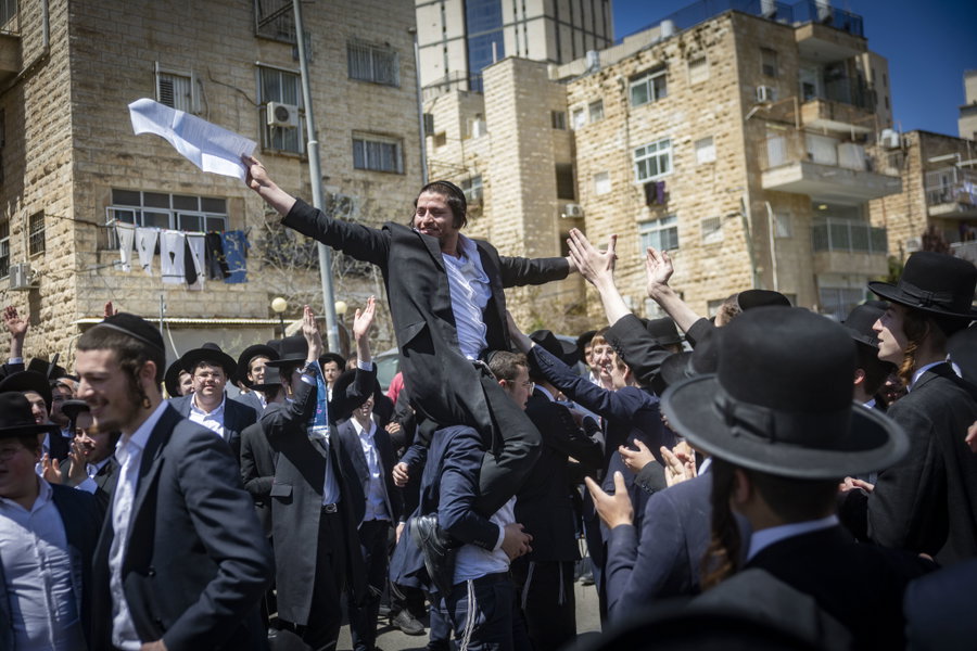 מחאות נגד הגיוס בירושלים, אילוסטרציה