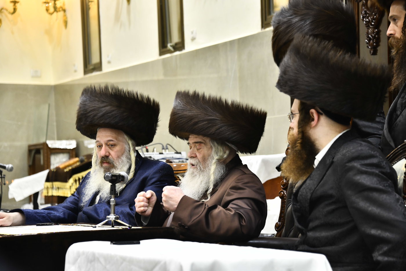 כינוס חסידי קרעטשניף י-ם בחוה"מ פסח