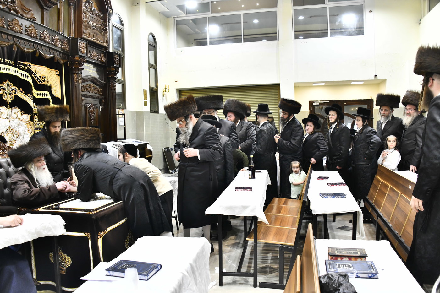 כינוס חסידי קרעטשניף י-ם בחוה"מ פסח