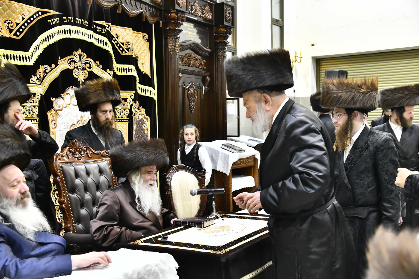 כינוס חסידי קרעטשניף י-ם בחוה"מ פסח