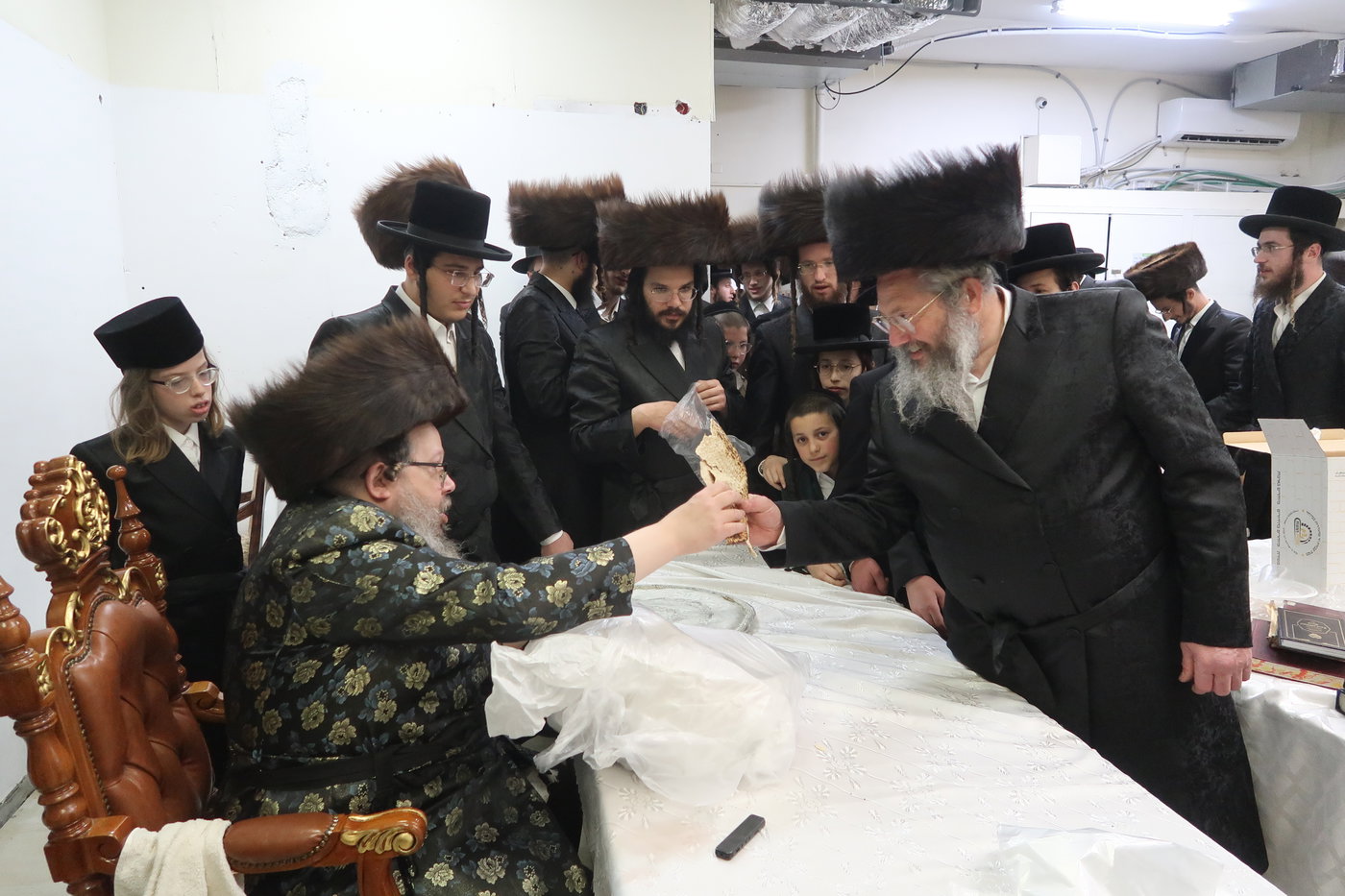 חג הפסח בחצה"ק באסטאן