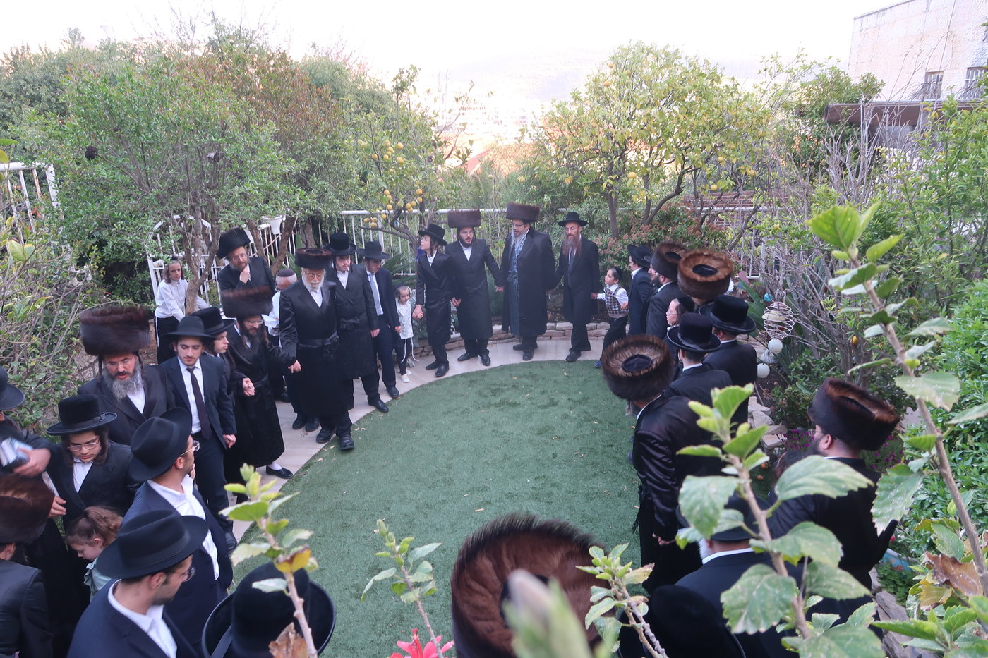 חג הפסח בחצה"ק באסטאן