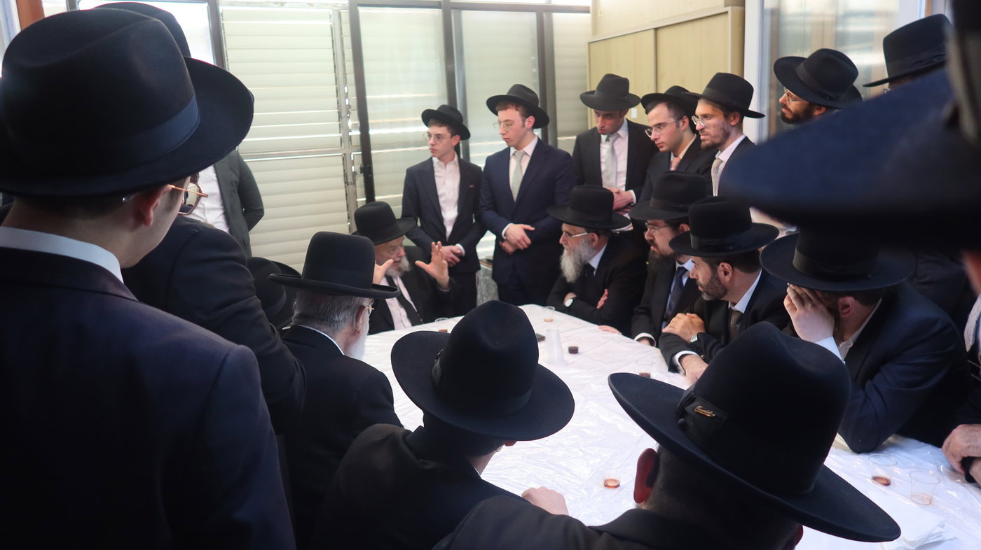 חג הפסח אצל הגרמ"ה הירש