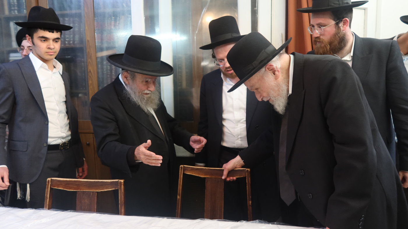 חג הפסח אצל הגרמ"ה הירש