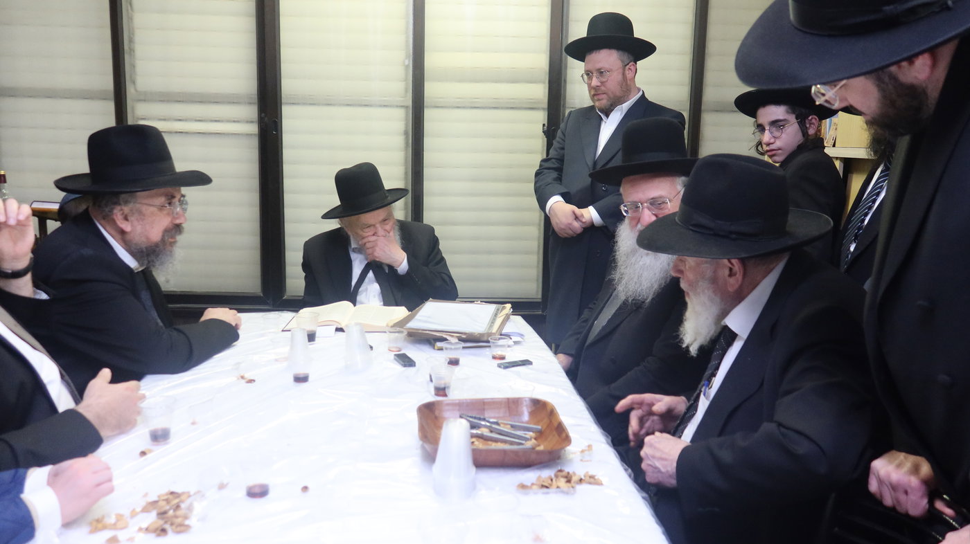 חג הפסח אצל הגרמ"ה הירש