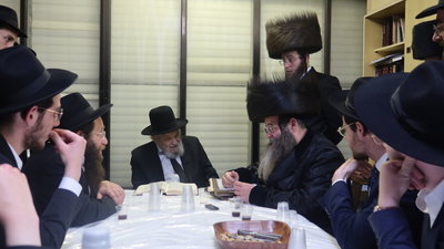 חג הפסח אצל הגרמ"ה הירש