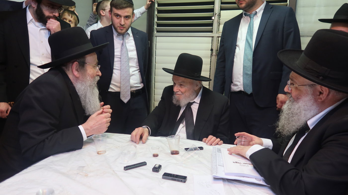 חג הפסח אצל הגרמ"ה הירש