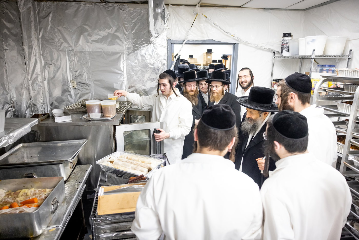 חג הפסח בחצה"ק באבוב 45