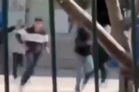 חרדה בטורקיה: תלמיד בן 18 פתח במסע ירי קטלני בבית ספר | צפו