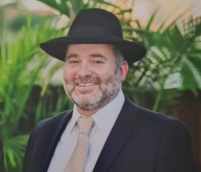 סופר הסת"ם הרב מנחם ליכטמן זצ"ל