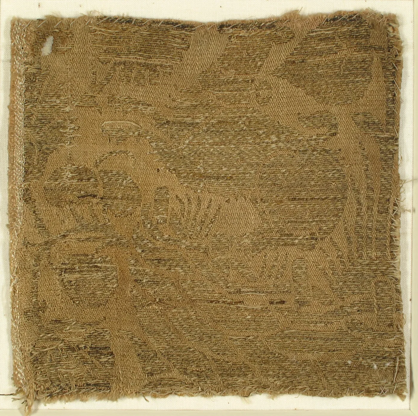 פיסת בד עם חוט זהב שזור בו. המאה ה-15