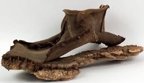 ה"צ'דיק" (Çedik). הנעל היחידה שהותרה להיהודים בתורכיה ללבוש