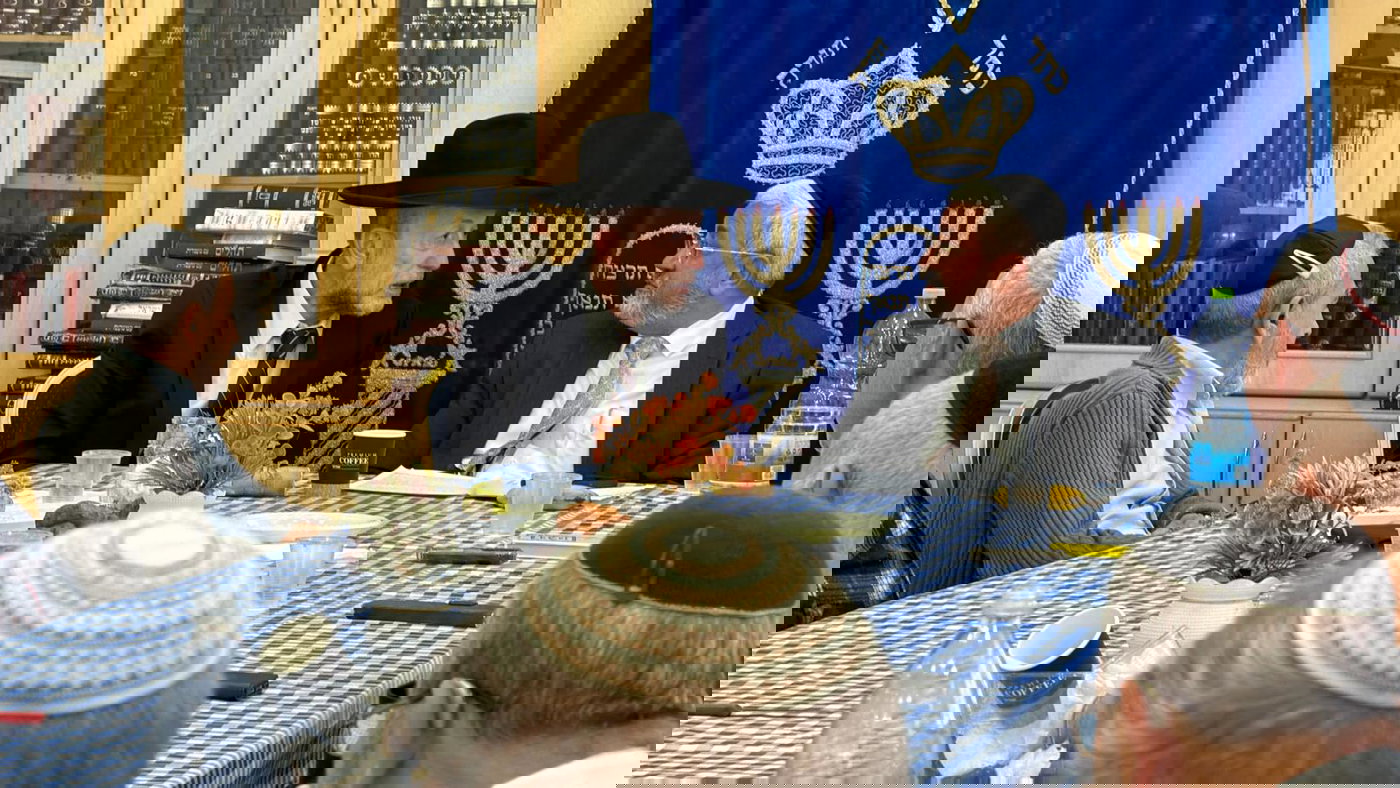 מקלב עם הרב מוסאי ואנשי העיר