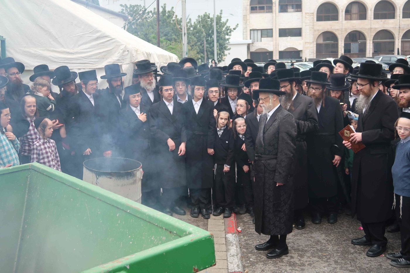 חג הפסח בחצה"ק סערט ויז'ניץ