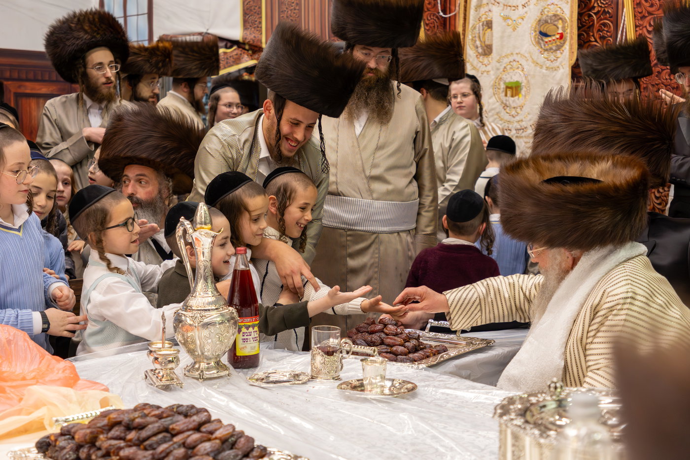 חג הפסח בחצה"ק פינסק קרלין