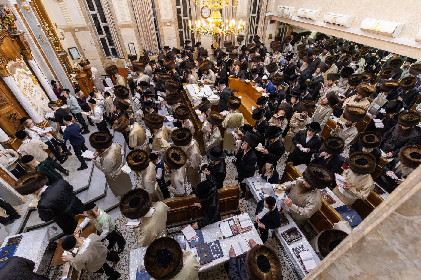 חג הפסח בחצה"ק פינסק קרלין