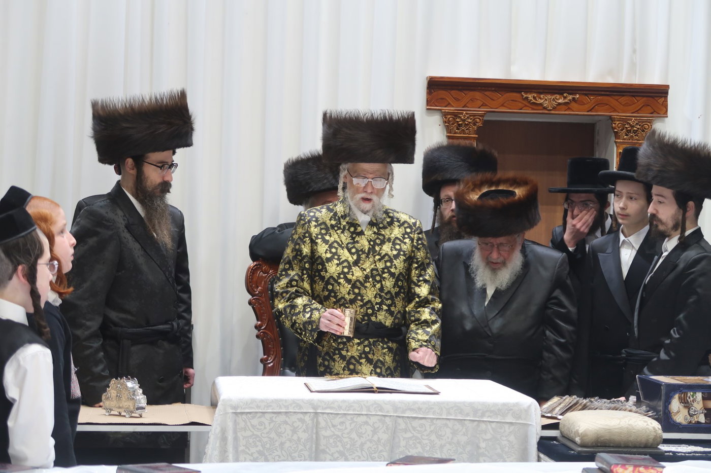 חג הפסח בחצה"ק סערט ויז'ניץ