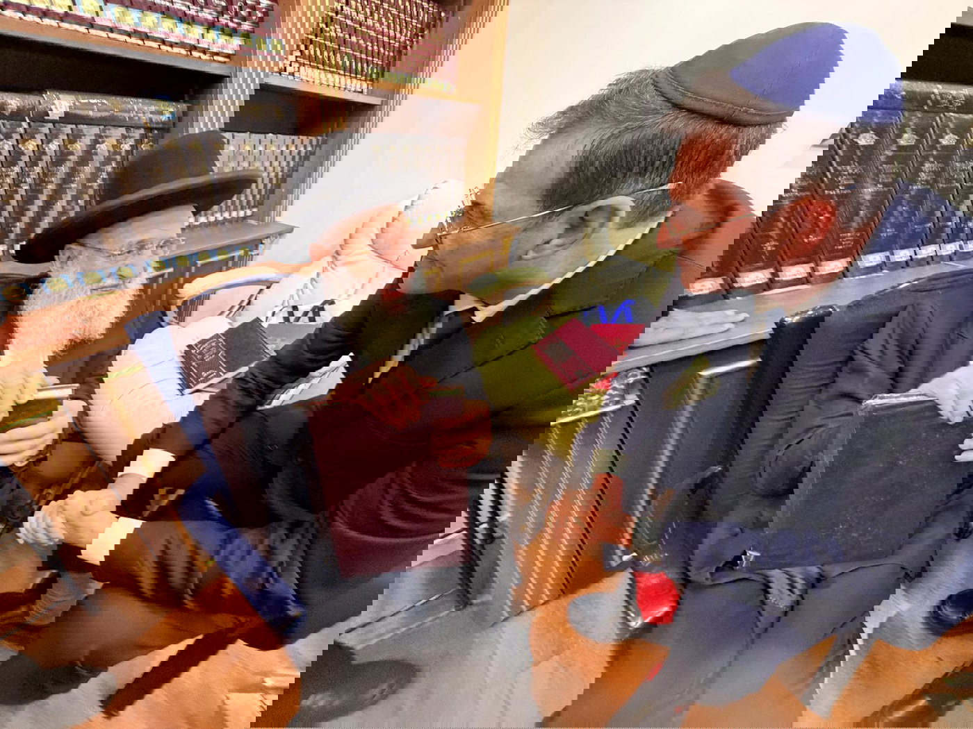 ניחום אבלים אצל הגאון רבי ראובן אלבז